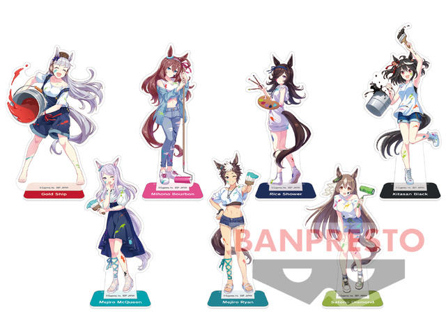 「ウマ娘 プリティーダービースタンド付きビッグアクリルプレート～ペインタースタイル～」（C）Cygames, Inc.