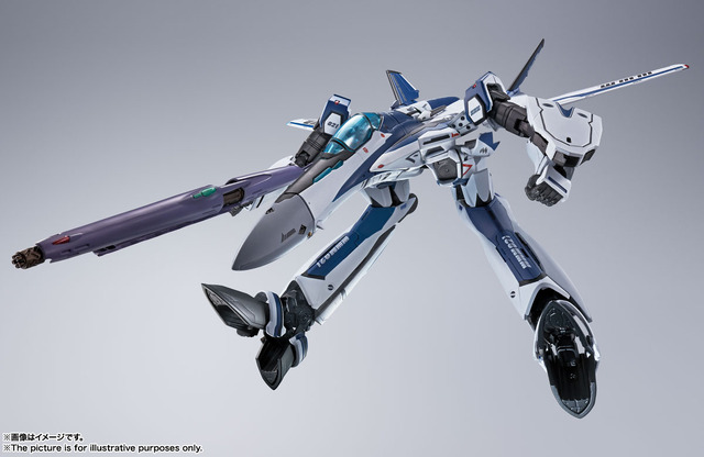「DX超合金 VF-25メサイアバルキリー WORLDWIDE Anniv.」20,000円（税別）（C）2007 BIGWEST/MACROSS F PROJECT・MBS（C）2021 BIGWEST