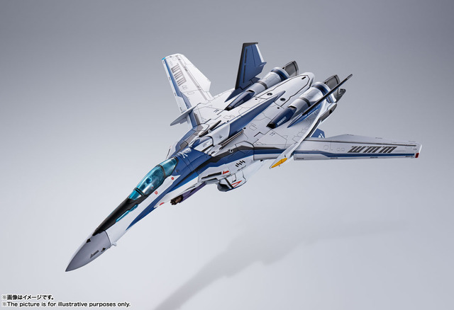「DX超合金 VF-25メサイアバルキリー WORLDWIDE Anniv.」20,000円（税別）（C）2007 BIGWEST/MACROSS F PROJECT・MBS（C）2021 BIGWEST