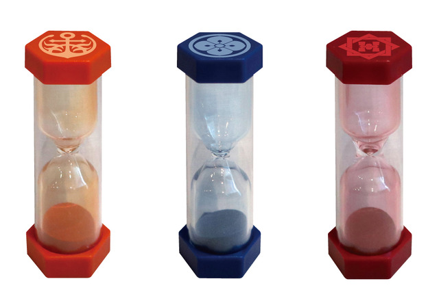 「E賞：3分砂時計（全3種／約10cm）」1プレイ750円（税込）（C）2015 EXNOA LLC/NITRO PLUS