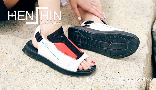 「仮面ライダー電王 サンダル｜HENSHIN by KAMEN RIDER」11,000円（税込）（C）石森プロ・東映