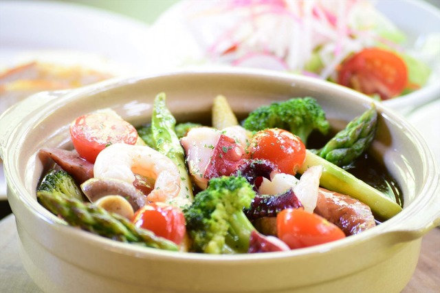 【イベント】山梨県「富士急グループ」コラボイメージ（C）あfろ・芳文社／野外活動委員会