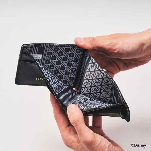 KINGDOM HEARTS 20th ANNIVERSARY Collection Book produced by LOVELESS WALLET（C）Disney