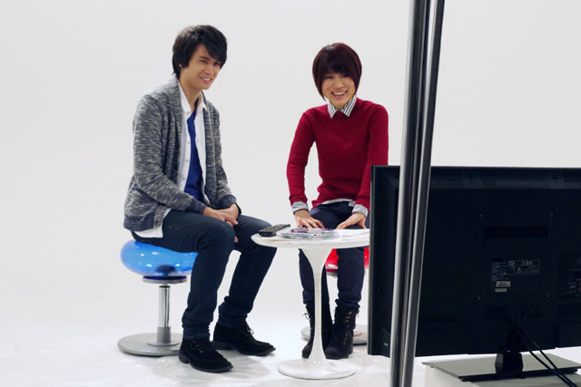 ふたつのガンダムがコラボ、「G-レコ」ベルリと「ビルドファイターズトライ」セカイがCM共演