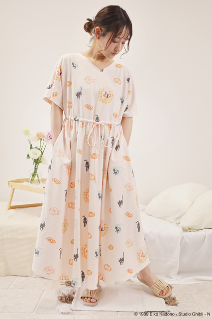 「Donguri Closet ルームワンピース」（C）1989 Eiko Kadono - Studio Ghibli – N 　（C）2004 Studio Ghibli - NDDMT