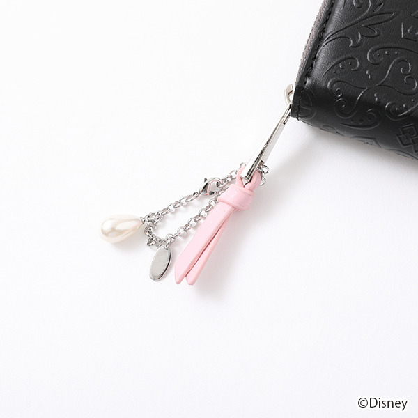 「『キングダム ハーツ』シリーズ スペシャルアイテム」■カイリ モデル 財布（C）Disney