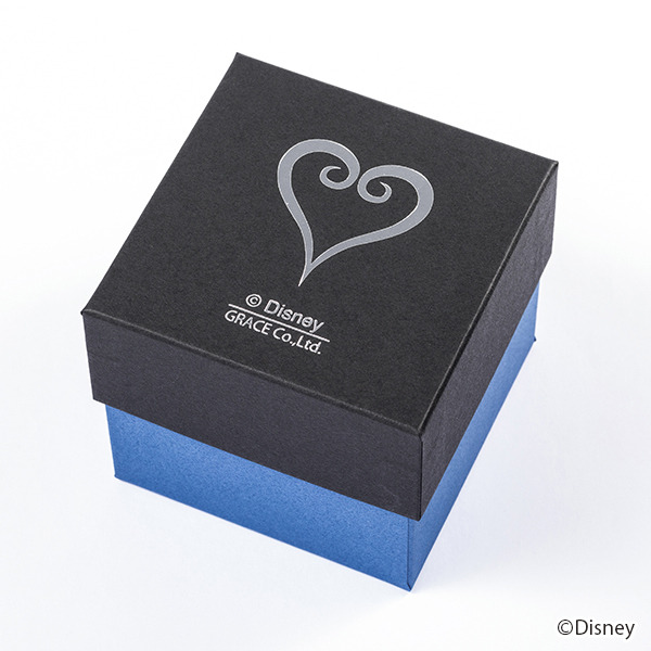 「キングダム ハーツ」テーマは“繋がる心”！ 腕時計、バッグ、財布などスペシャルアイテム登場