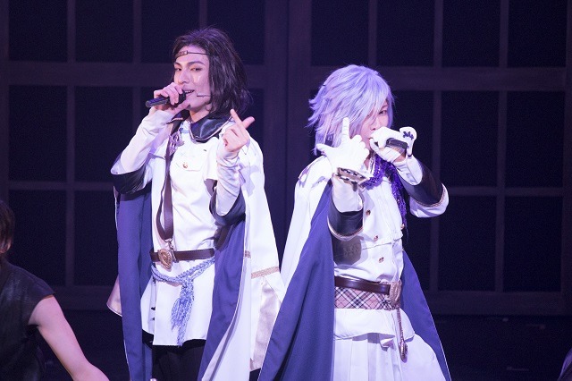 (C)2014 Marvelous Inc.／超歌劇『幕末Rock』製作委員会