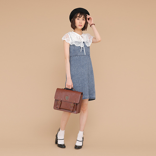 「フォージャー家 モデル 3wayサッチェルバッグ」（C）遠藤達哉／集英社・SPY×FAMILY製作委員会