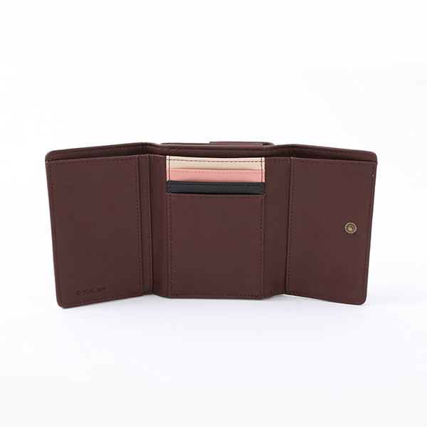 「フォージャー家 モデル 三つ折り財布」（C）遠藤達哉／集英社・SPY×FAMILY製作委員会