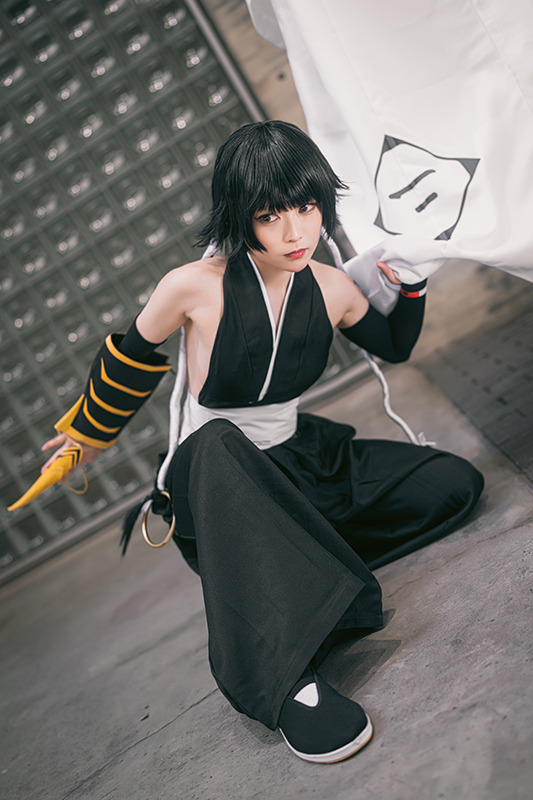 砕蜂『BLEACH』／東雲 氷