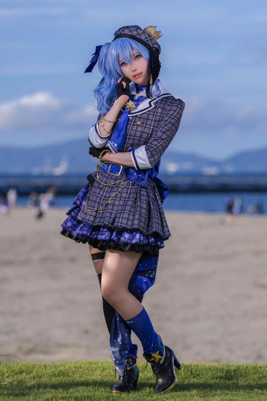 星街すいせい「ホロライブ」／モデル：一条はな、撮影：tama