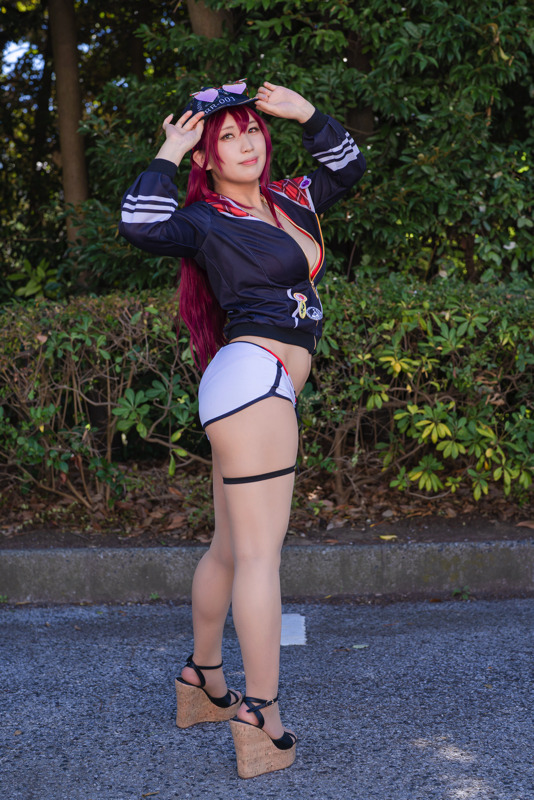 宝鐘マリン「ホロライブ」／モデル：望月もち子、撮影：tama