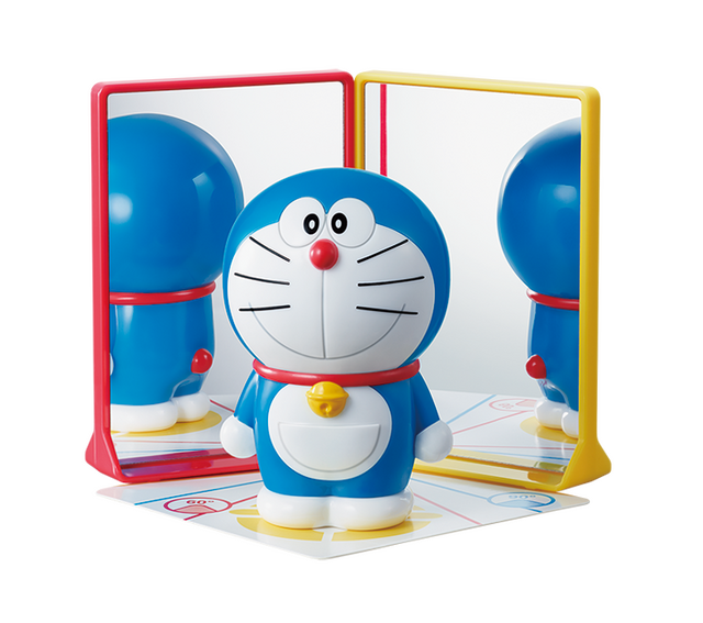 ハッピーセット「ドラえもん わくわくじゆう研究」【第2弾】どう映るかな？かがみの実験（C）Fujiko-Pro, Shogakukan, TV-Asahi, Shin-ei, and ADK