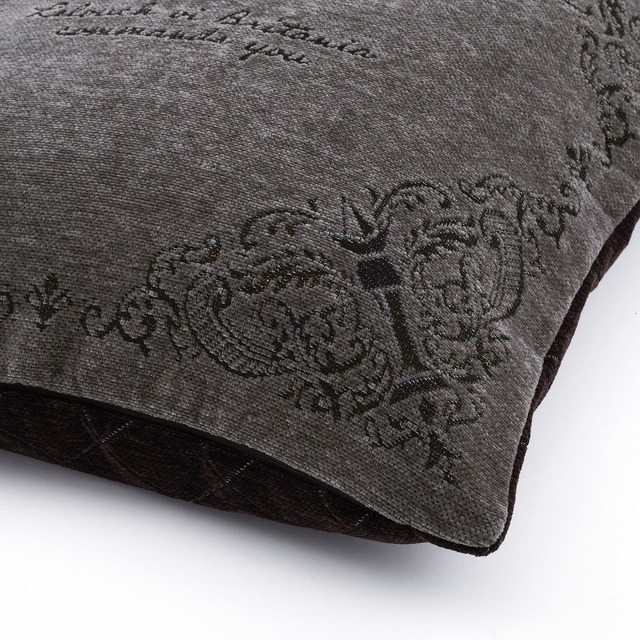 ルルーシュ モデル クッションカバー(C)SUNRISE／PROJECT L-GEASS　Character Design (C)2006-2017 CLAMP・ST