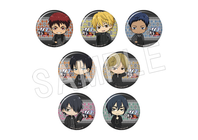 「『黒子のバスケ』×Chugai Grace Cafe」黒子のバスケ　トレーディングマット缶バッジ カフェver. TypeB（全7種）（C）藤巻忠俊／集英社・黒子のバスケ製作委員会（C）「黒子のバスケ」アニメ10周年プロジェクト