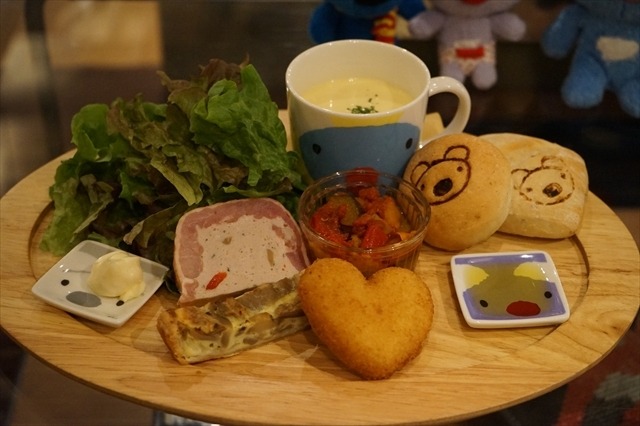 Penelope by Anne Gutman and Georg Hallensleben (C) Gallimard Jeunesse Licensed by Nippon Animation Co., Ltd.