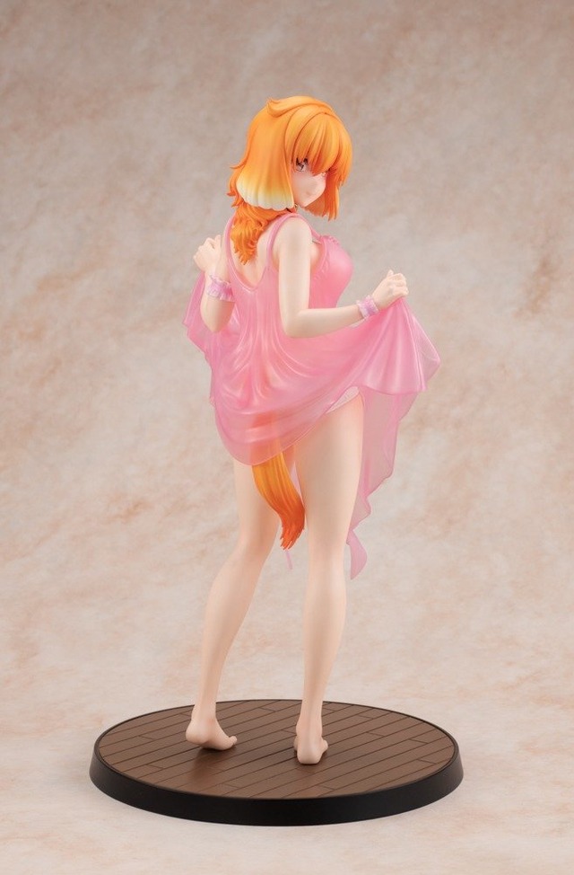 「ロクサーヌ 氷樹一世コミックver.」20,900円（税込）（C）2020 Shachi Sogano・Shikidouji/Shufunotomo Infos Co.,Ltd.（C）Issei Hyoujyu 2020（C）2022 蘇我捨恥／主婦の友インフォス・KADOKAWA／「異世界迷宮でハーレムを」製作委員会