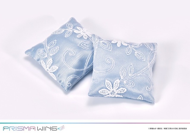 「中野五姉妹 コンプリートセット」158,950円（税込）（C）春場ねぎ・講談社／映画「五等分の花嫁」製作委員会