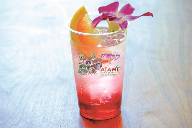 テラスレストラン ENAK「トロピカルドリンク 巡音ルカ」800円