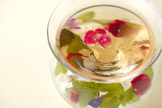 「ベルサイユガーデン」2,200円（C）池田理代子プロダクション