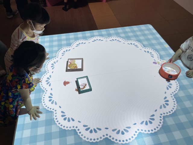 「デリシャスパーティ プリキュア デリシャスマイル～！フルコース in ラグーナテンボス」アトラクションイメージ（C）ABC-A・東映アニメーション