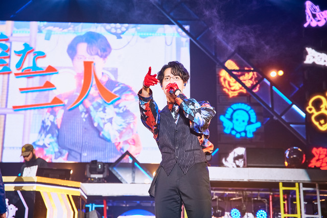 「ヒプノシスマイク -Division Rap Battle-8th LIVE 《CONNECT THE LINE》」ヨコハマ・ディビジョン“MAD TRIGGER CREW”公演DAY2オフィシャル写真 Photo by: 粂井健太（C）King Record Co., Ltd. All rights reserved.