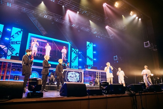 「ヒプノシスマイク -Division Rap Battle- 8th LIVE ≪CONNECT THE LINE≫」ヨコハマ・ディビジョン“MAD TRIGGER CREW”公演の様子（C）King Record Co., Ltd. All rights reserved.