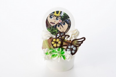 「アイスの山で勝負だ！ 真波&坂道のクライマーアイス」(C)渡辺航（週刊少年チャンピオン）/弱虫ペダルGR製作委員会 (C)BANDAI NAMCO Games Inc. (C)NAMCO LTD.