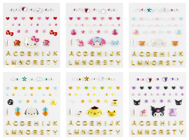 「ときめき平成コギャルデザインシリーズ」えらんでガラケーフォトホルダー 1,320 円（C）’22 SANRIO 著作（株）サンリオ