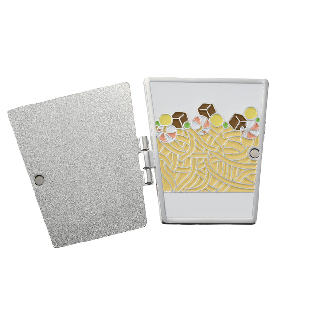ディズニーストア×日清食品「カップヌードル」ピンバッジ （C）Disney