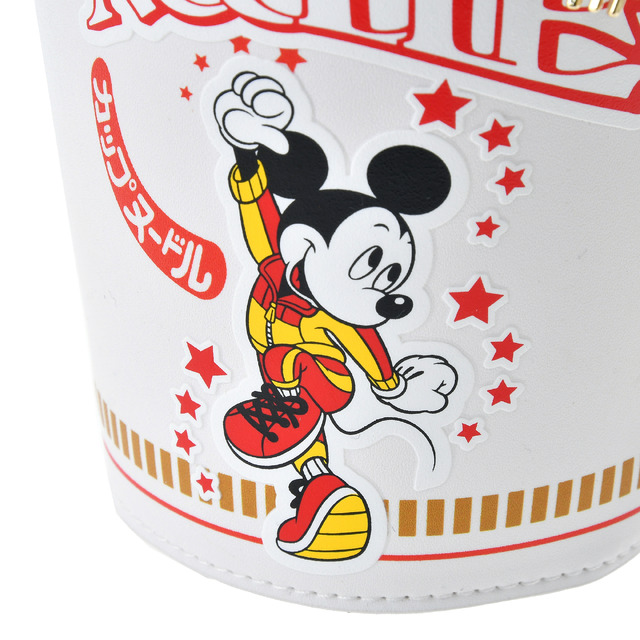ディズニーストア×日清食品「カップヌードル」ポーチ（C）Disney