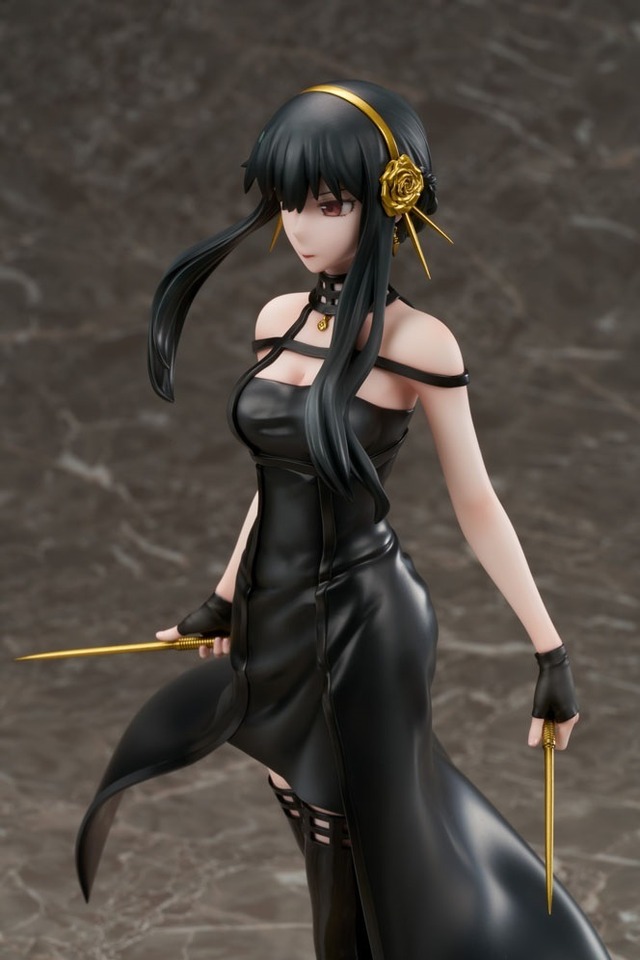 F:NEX「ヨル・フォージャー」（C）遠藤達哉/集英社・SPY×FAMILY製作委員会