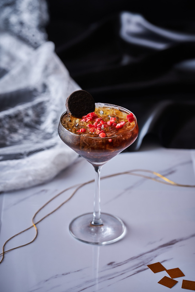 「刀剣乱舞 ONLINE スペシャルビュッフェ ～BLACK&WHITE～」燭台切光忠（C）2015 EXNOA LLC/NITRO PLUS