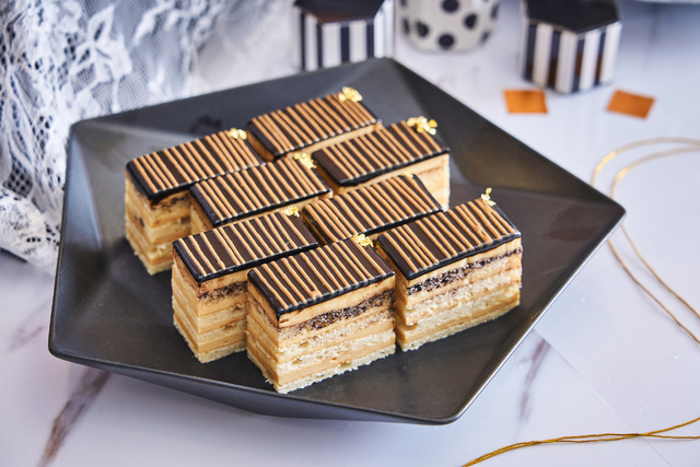 「刀剣乱舞 ONLINE スペシャルビュッフェ ～BLACK&WHITE～」【大倶利伽羅】 オペラキャラメルサレ（C）2015 EXNOA LLC/NITRO PLUS