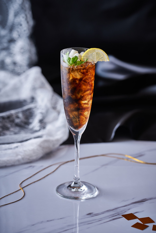 「刀剣乱舞 ONLINE スペシャルビュッフェ ～BLACK&WHITE～」膝丸 （C）2015 EXNOA LLC/NITRO PLUS