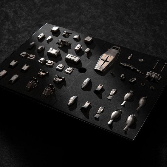 「ガンダリウム合金モデル 1/144 RX-78-2 ガンダム【GUNDAM NEXT FUTURE開催記念特別再販】【２０２２年１０月発送】」220,000円（税込）（C）創通・サンライズ