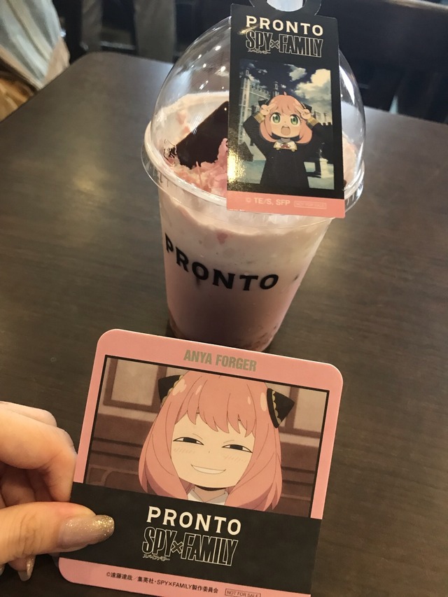 TVアニメ『SPY×FAMILY』×「PRONTO」PRONTO 渋谷店（C）遠藤達哉／集英社・SPY×FAMILY製作委員会