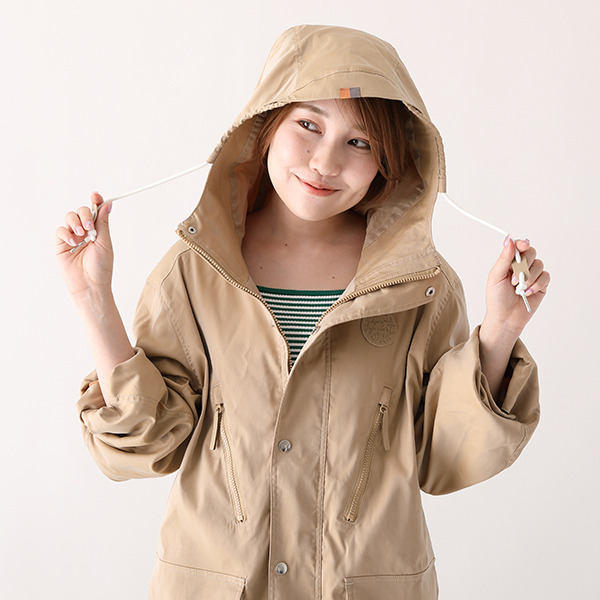 『夏目友人帳』アウター 22,000円（税込）（C）緑川ゆき・白泉社／「夏目友人帳」製作委員会