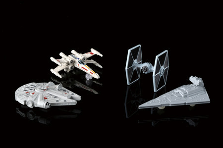 (C) & TM Lucasfilm Ltd.