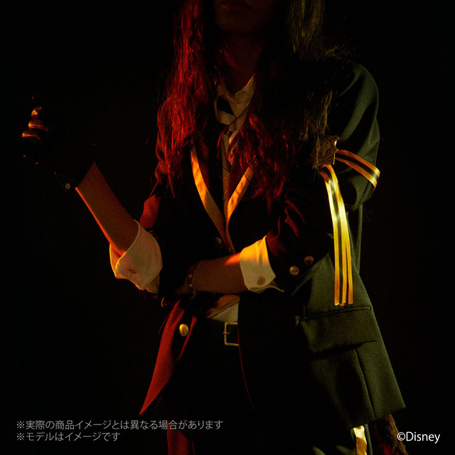 『ディズニー ツイステッドワンダーランド』「★限定★コスチュームセット／ナイトレイブンカレッジ」サバナクロー寮 Ver.(C)Disney