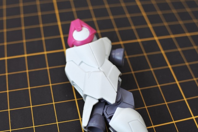 「HG 1/144 ガンダムルブリス」／ガンプラ制作・撮影：umi