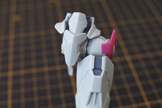 「HG 1/144 ガンダムルブリス」／ガンプラ制作・撮影：umi