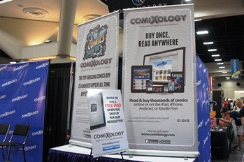 コミコン2012の会場から。ComiXologyブースは展示も少なく、デジタルの楽しさをアピールしきれていない印象。