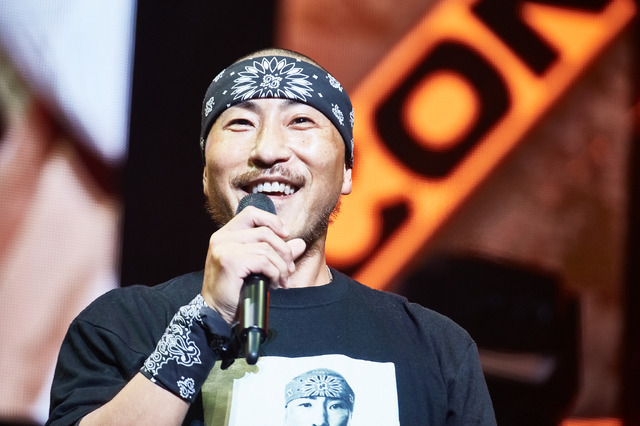 ヒプノシスマイク -Division Rap Battle- 8th LIVE ≪CONNECT THE LINE≫ to どついたれ本舗 公演2日目オフィシャル写真 Photo by: 粂井健太（C）King Record Co., Ltd. All rights reserved.