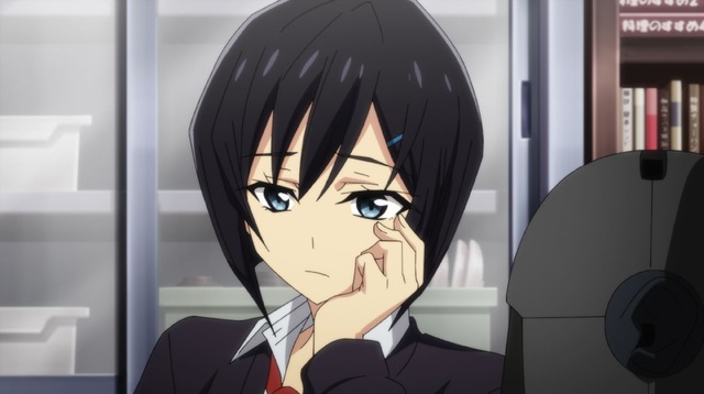 『ある朝ダミーヘッドマイクになっていた俺クンの人生』第1話「俺クン、ダミーヘッドマイクになる。」先行場面カット（C）俺クンの人生製作委員会