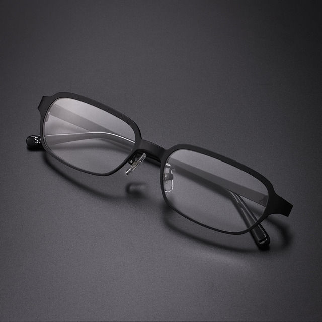 沖矢昴モデル「名探偵コナン 眼鏡コレクション」（C）青山剛昌／小学館