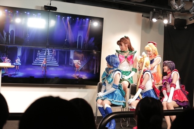 (C)武内直子・ＰＮＰ／ミュージカル「美少女戦士セーラームーン」製作委員会2014