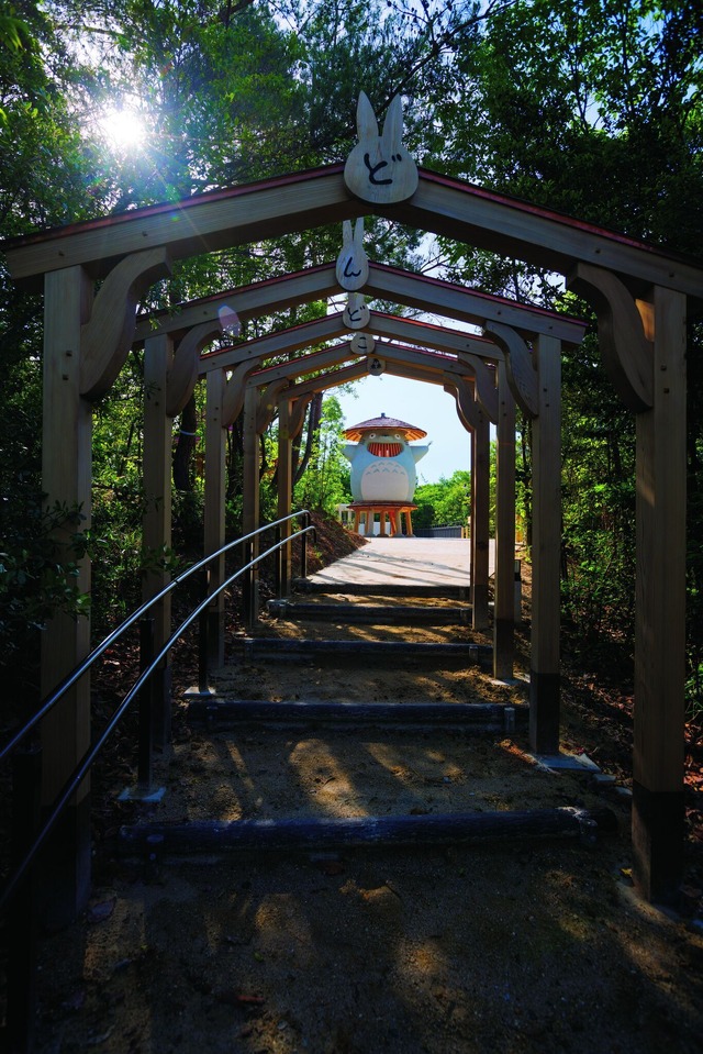 「ジブリパーク」どんどこ森の「どんどこ堂」（C）Studio Ghibli