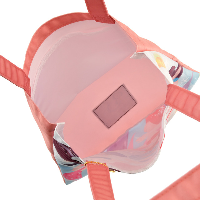 「ディズニーストア30周年記念グッズ」トートバッグ（C）Disney（C）Disney. Based on the “Winnie the Pooh” works by A.A. Milne and E.H. Shepard.